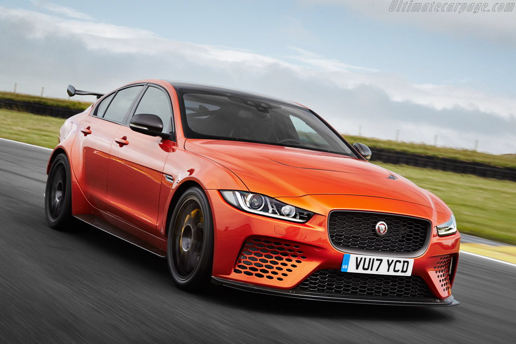 Jaguar XE SVO Project 8