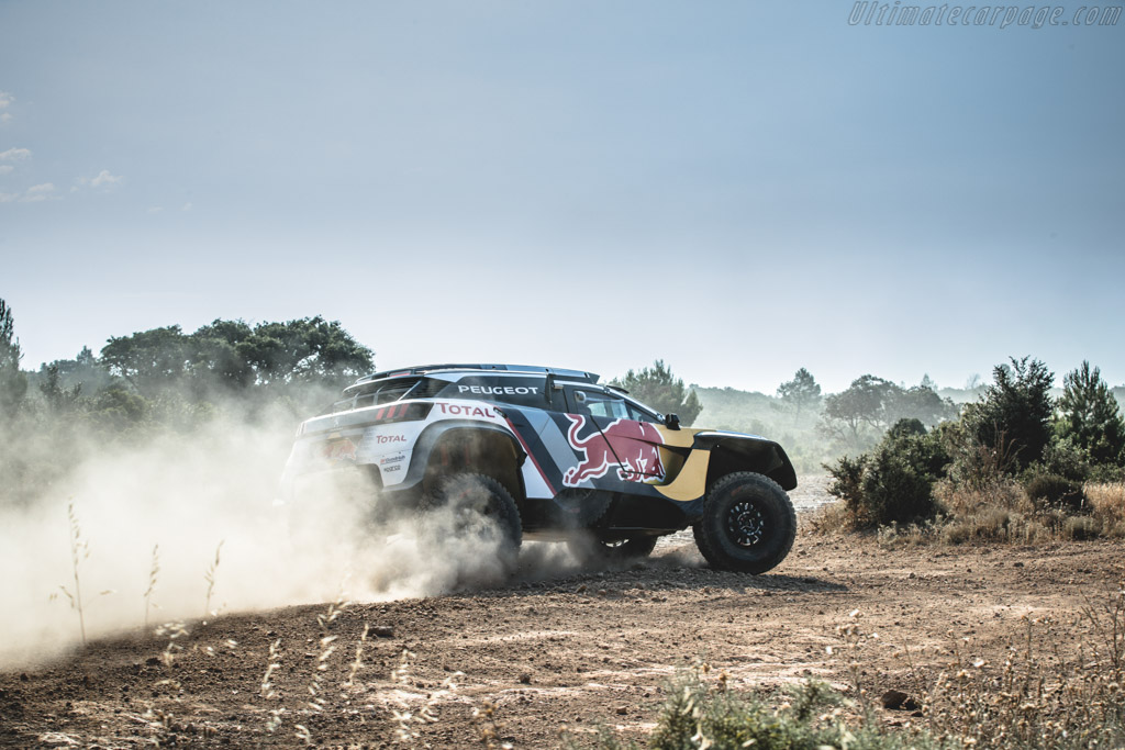 Peugeot 3008 DKR Maxi