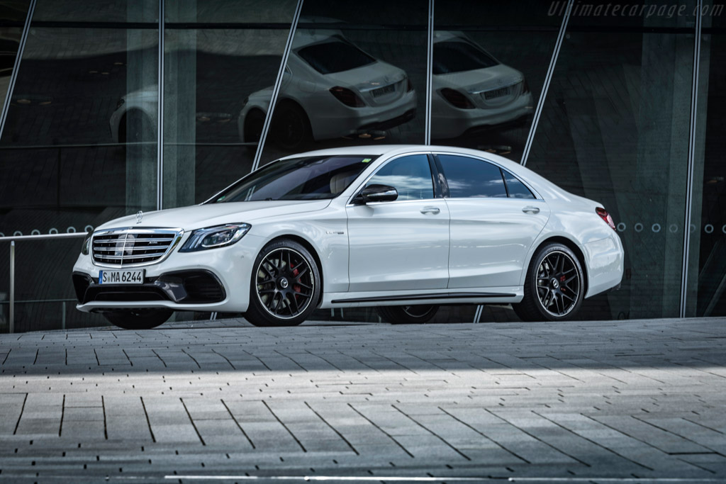 Mercedes-AMG S 63 AMG 4MATIC+