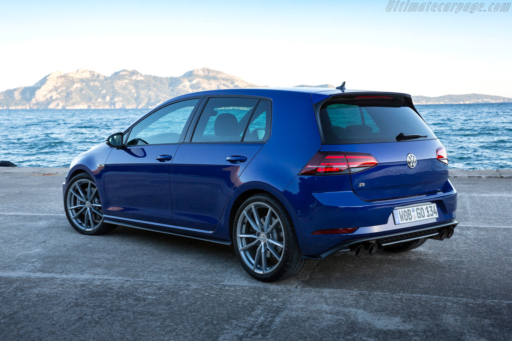 Volkswagen Golf R