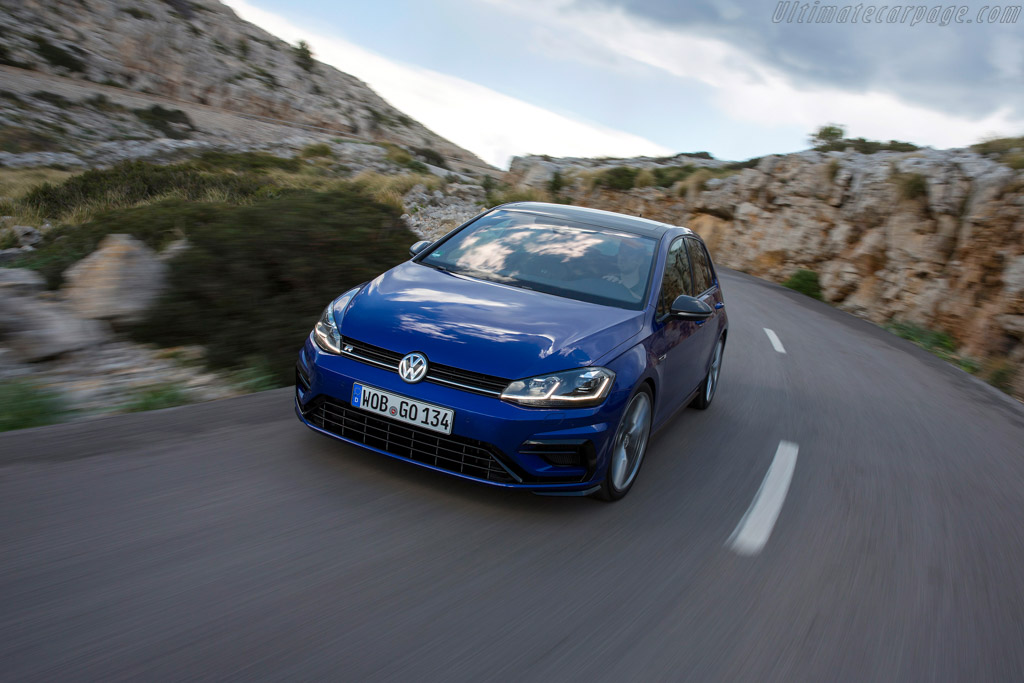 Volkswagen Golf R