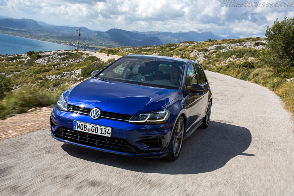 Volkswagen Golf R
