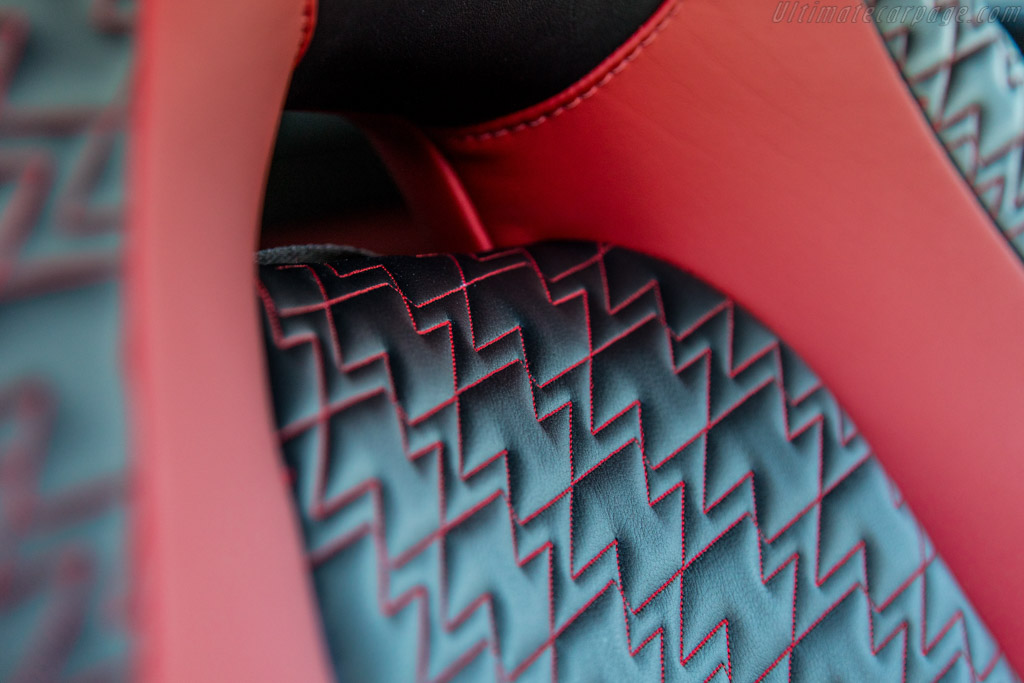 Aston Martin Vanquish Zagato Shooting Brake