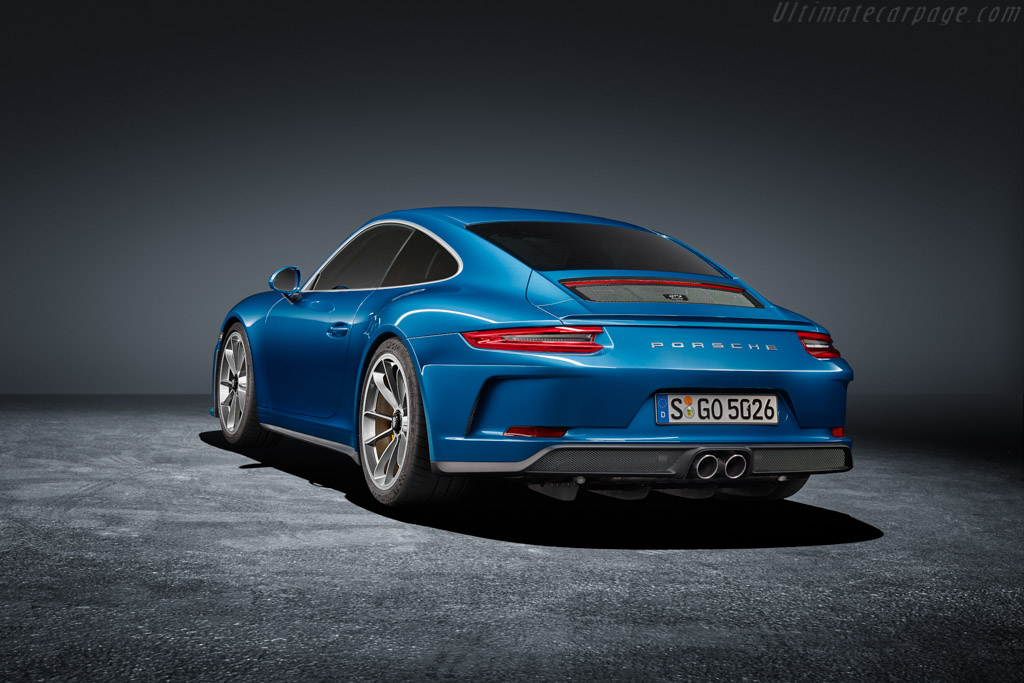 Porsche 911 GT3 Touring Package