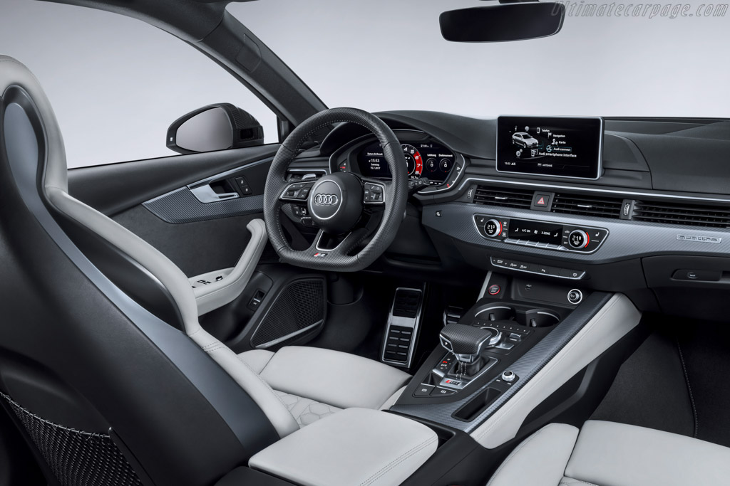 Audi RS 4 Avant