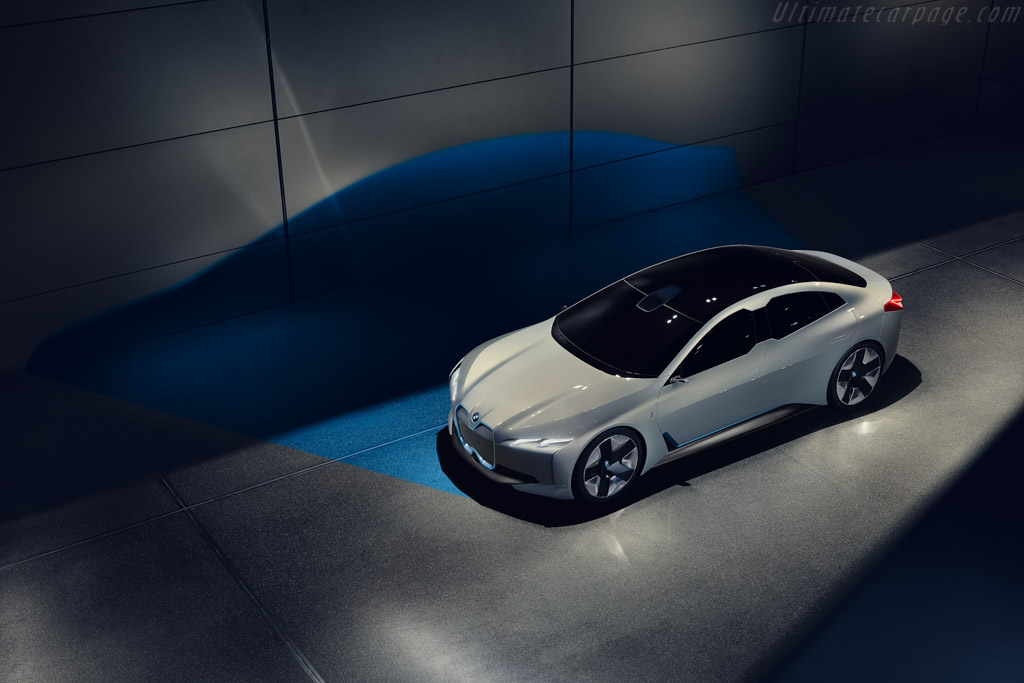 BMW i Vision Dynamics