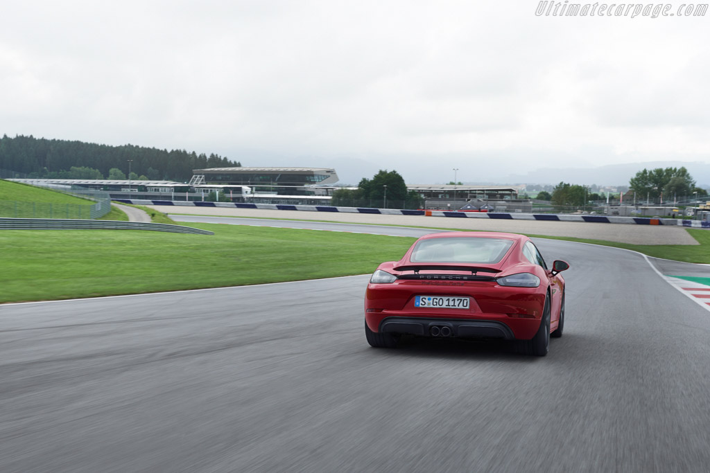 Porsche 718 Cayman GTS