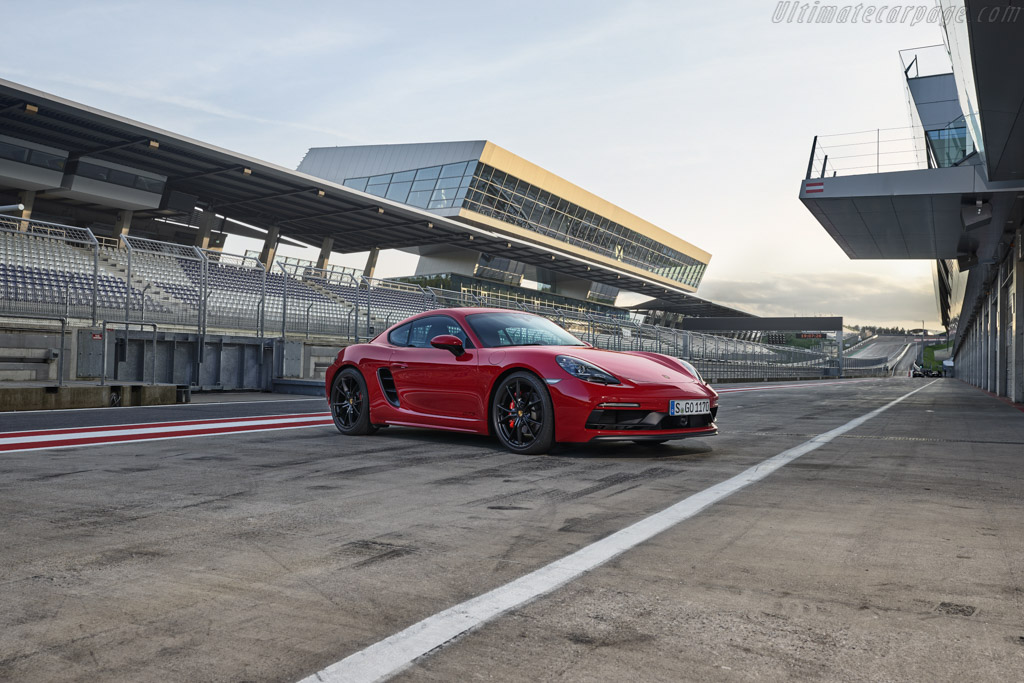 Porsche 718 Cayman GTS