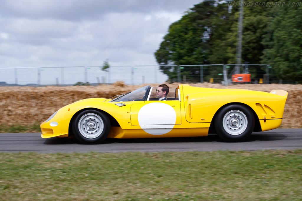 Ferrari 365 P2 - Chassis: 0828  - 2022 Goodwood Festival of Speed