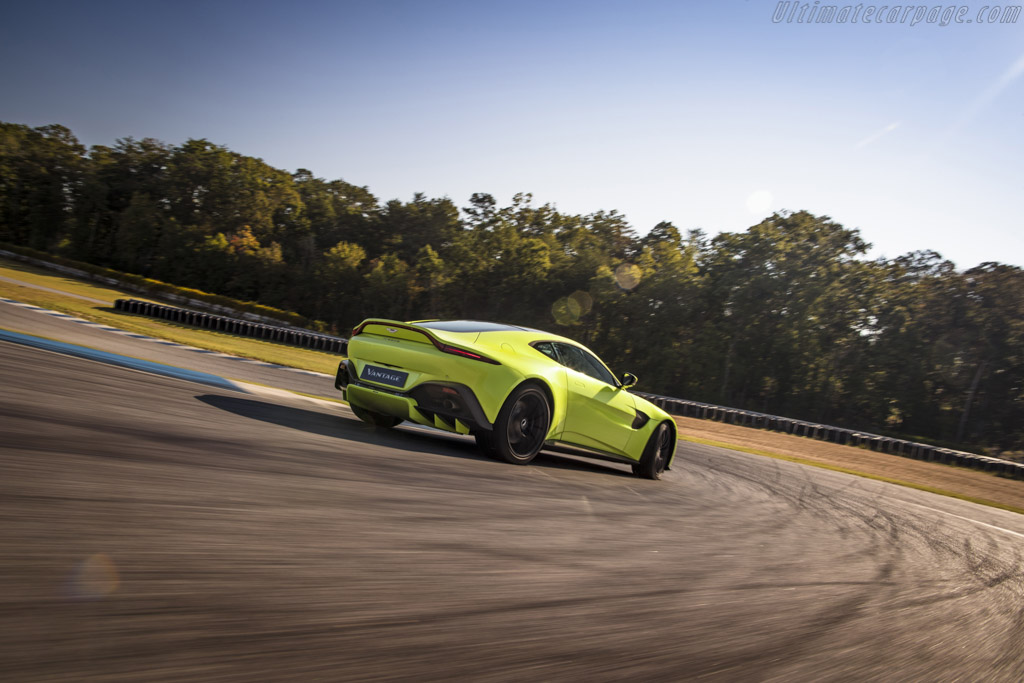 Aston Martin Vantage
