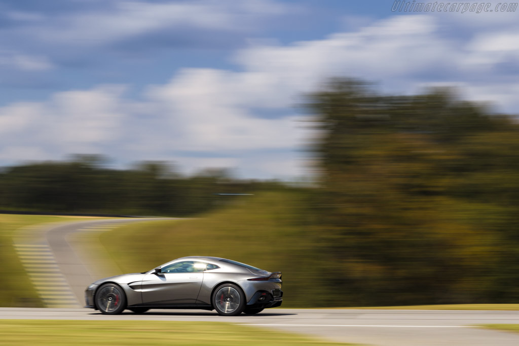 Aston Martin Vantage