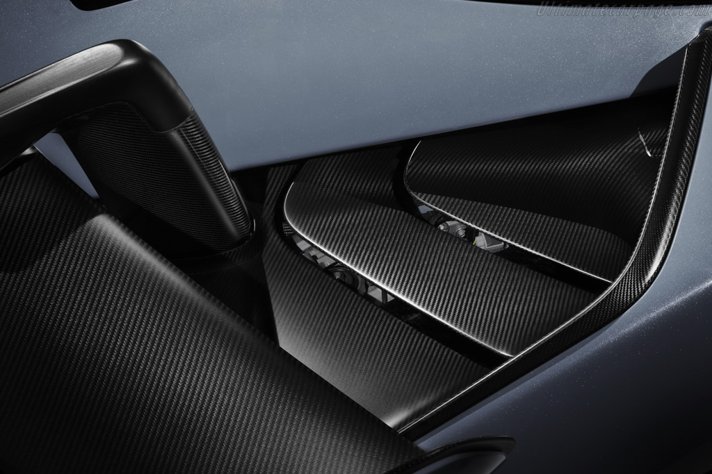 McLaren Senna