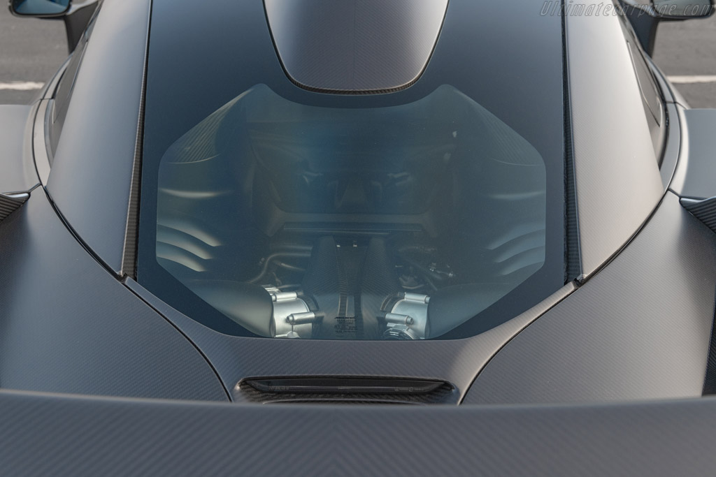 McLaren Senna