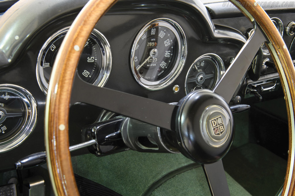 Aston Martin DB4