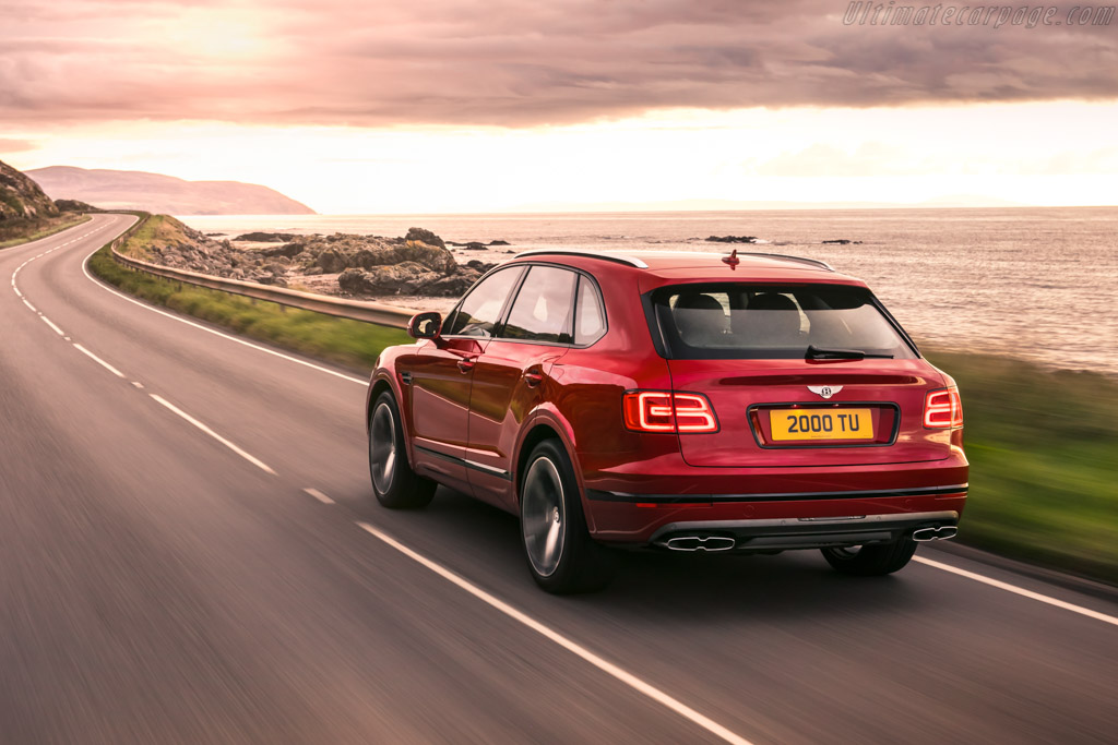 Bentley Bentayga V8
