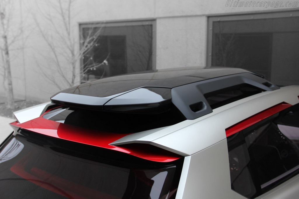 Nissan Xmotion Concept