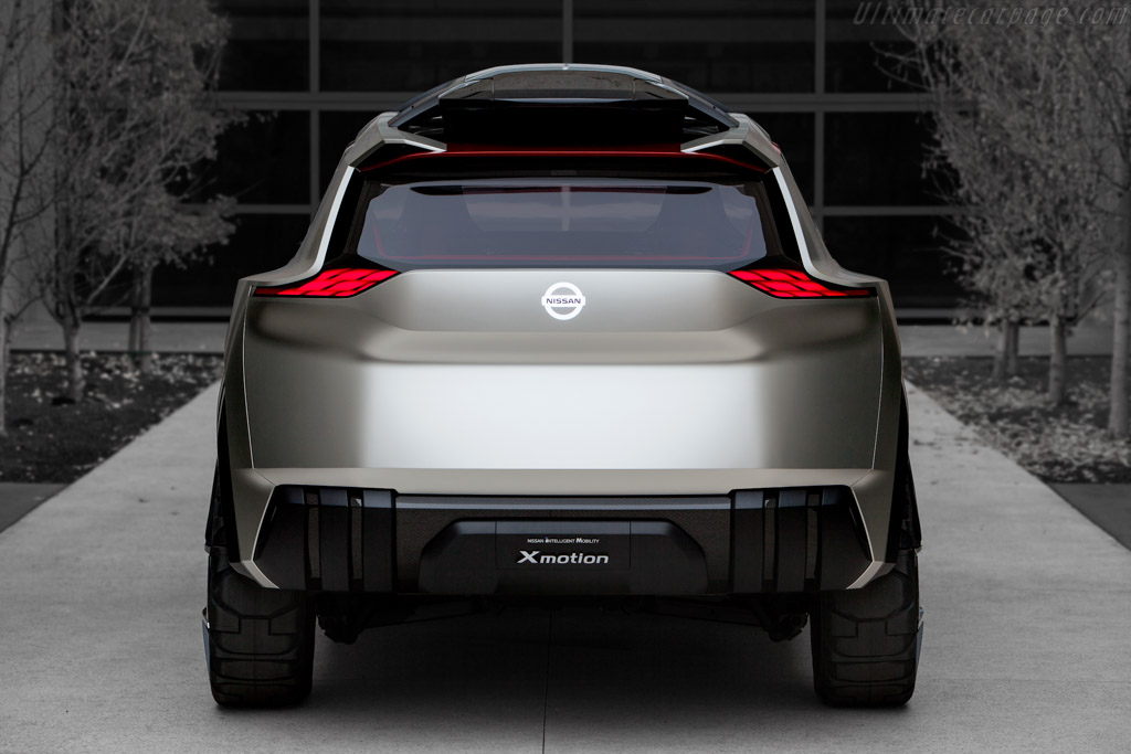 Nissan Xmotion Concept