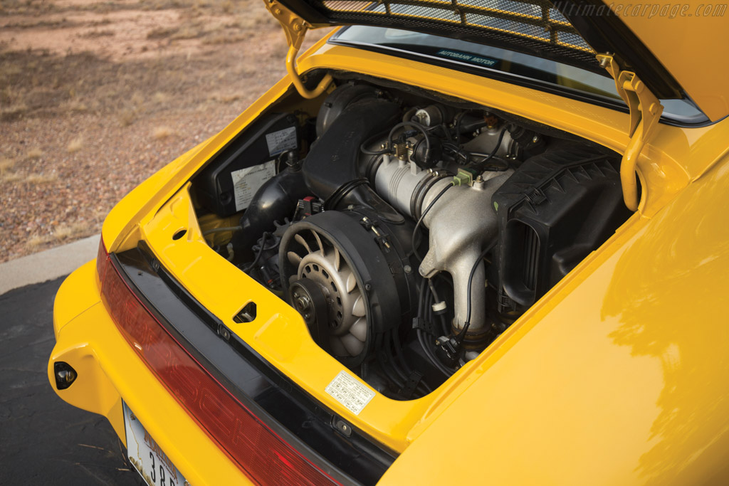 Porsche 911 Carrera RS 3.8