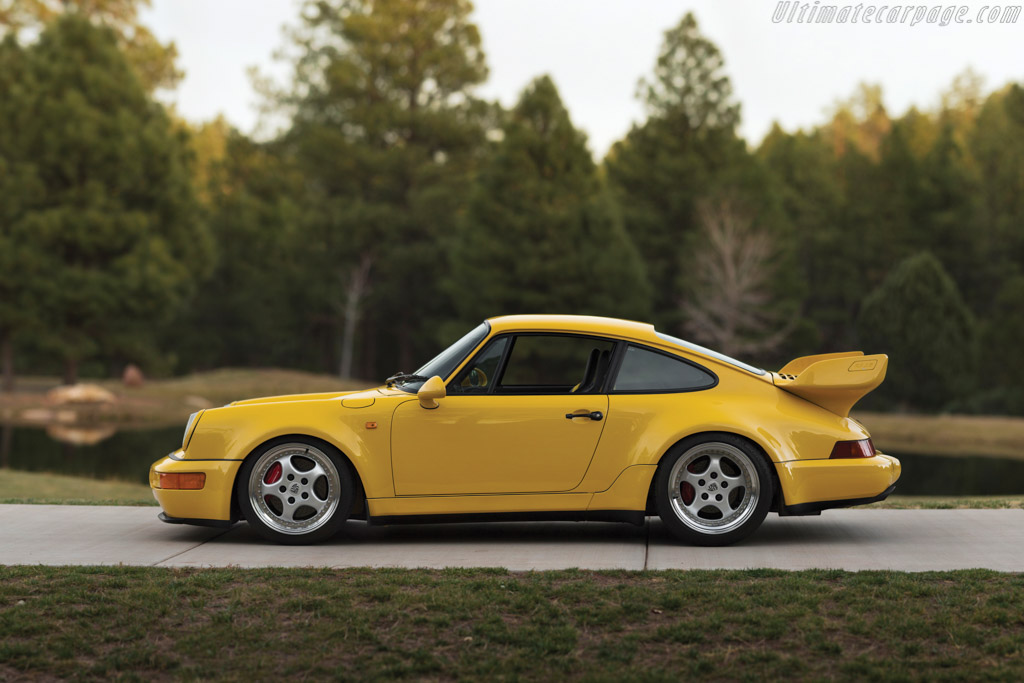 Porsche 911 Carrera RS 3.8