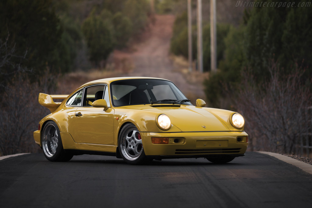 Porsche 911 Carrera RS 3.8