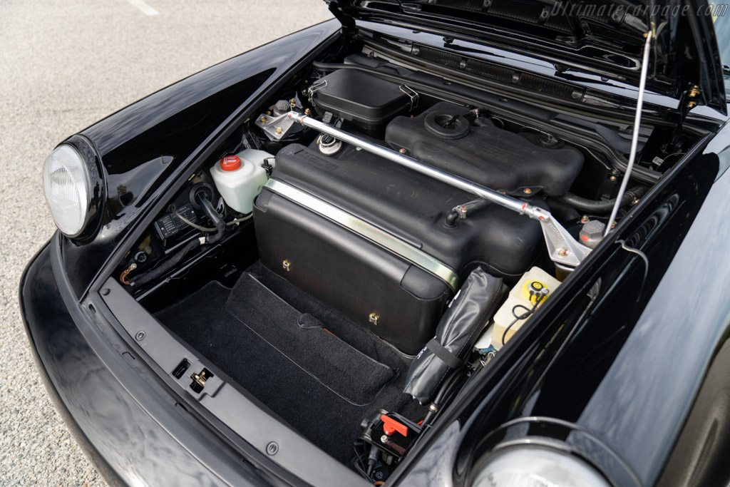 Porsche 911 Carrera RS 3.8