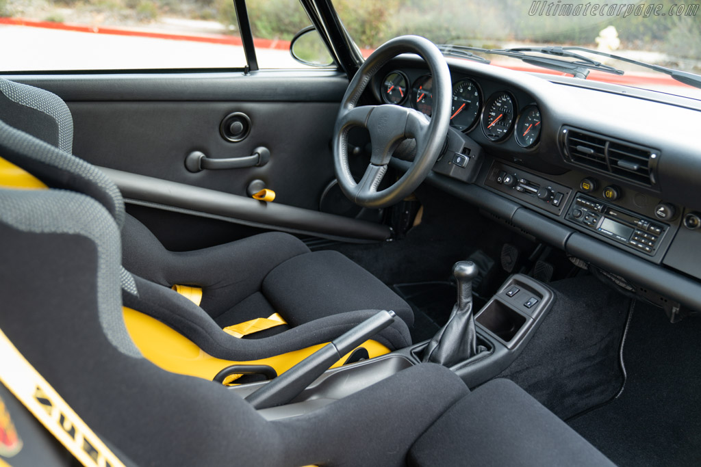 Porsche 911 Carrera RS 3.8