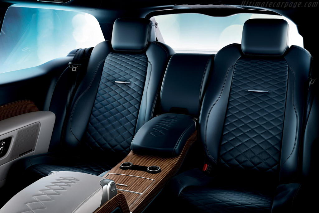 Land Rover Range Rover SV Coupe