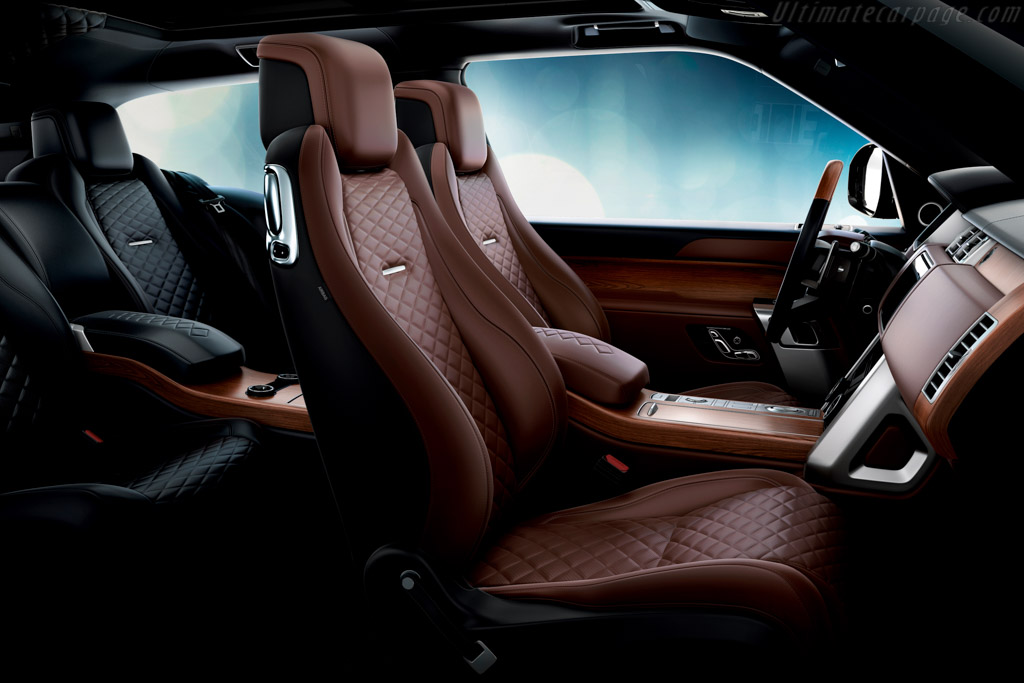 Land Rover Range Rover SV Coupe