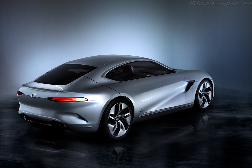 HK GT