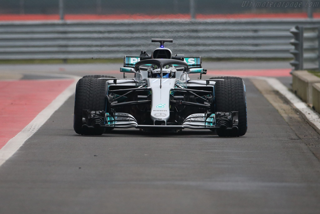 Mercedes-Benz W09 EQ Power+