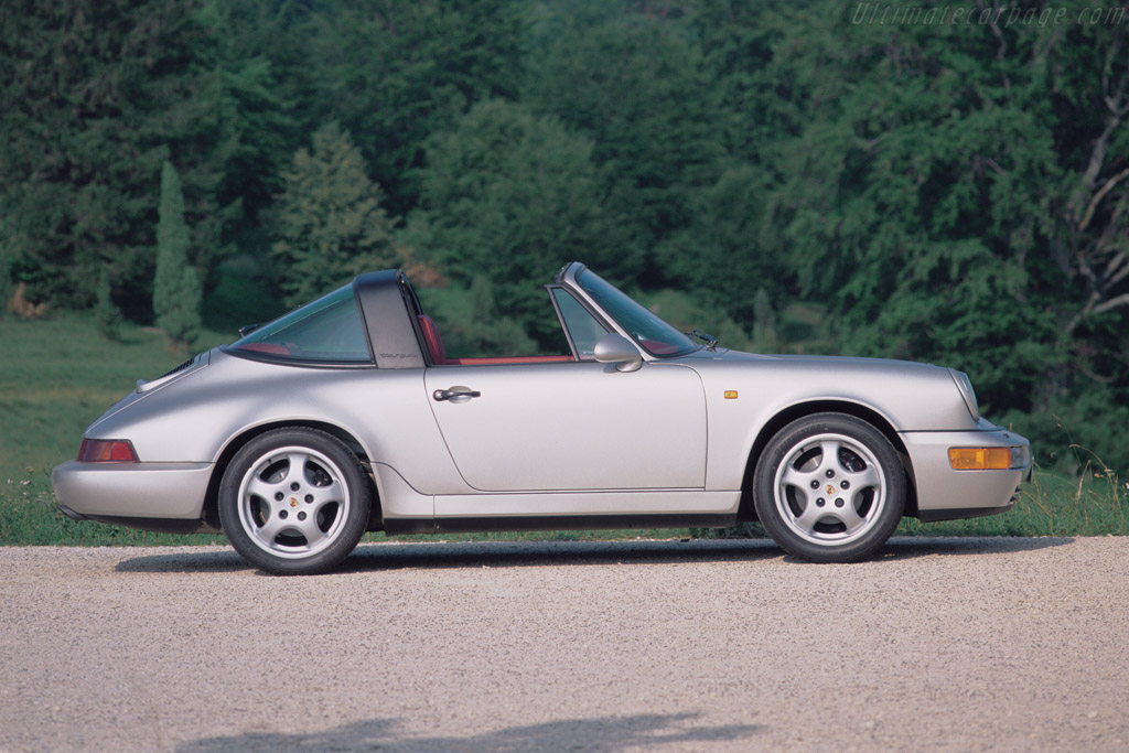 Porsche 911 Carrera 2 Targa