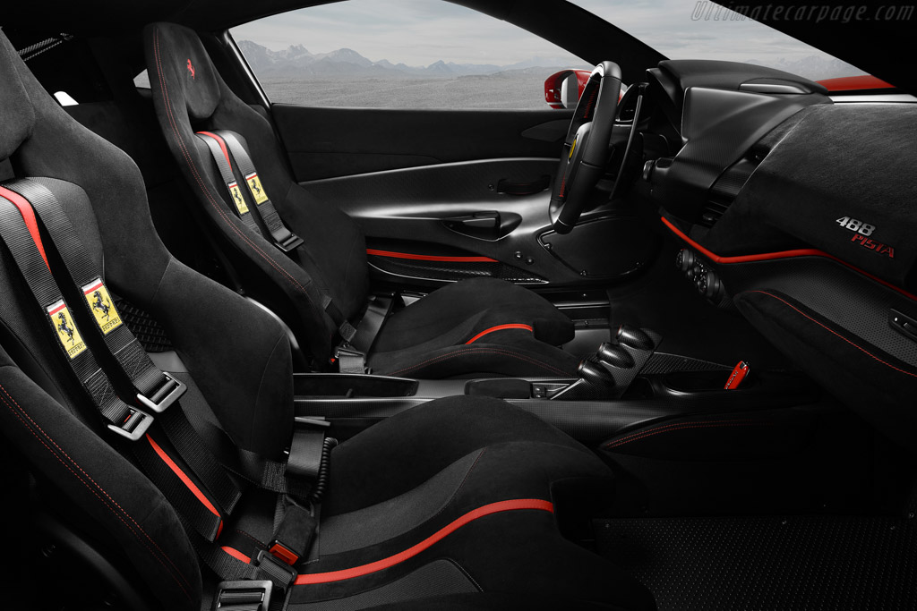 Ferrari 488 Pista