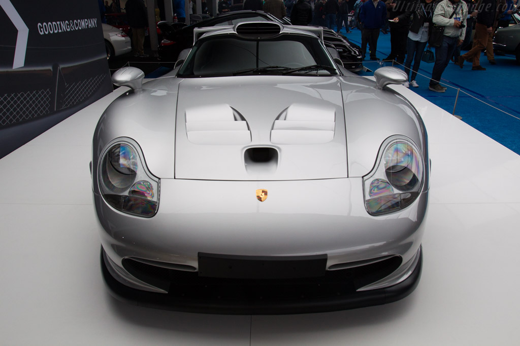 Porsche 911 GT1 Strassenversion - Chassis: WP0ZZZ99ZWS396005  - 2017 Scottsdale Auctions