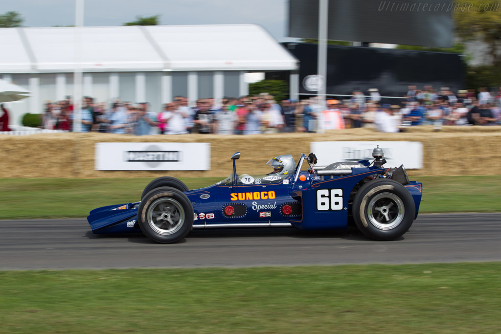 Lola T153 Ford