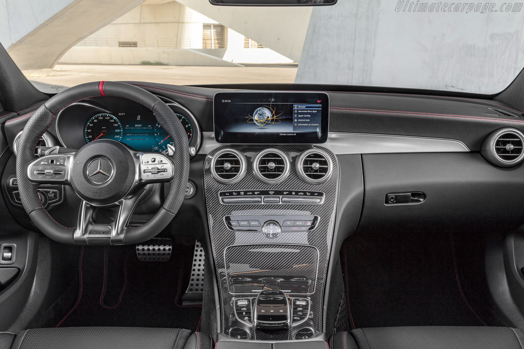 Mercedes-AMG C 43 4MATIC Saloon