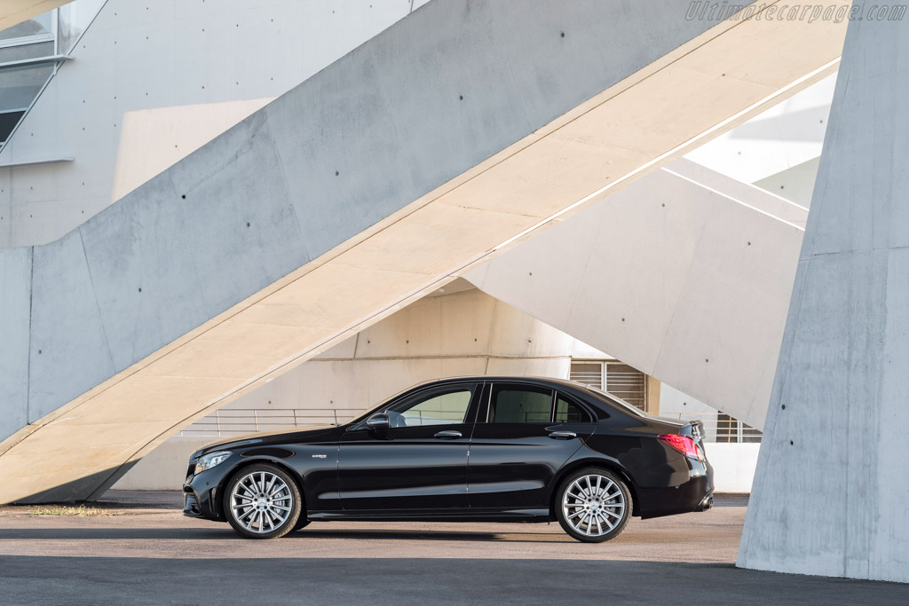 Mercedes-AMG C 43 4MATIC Saloon