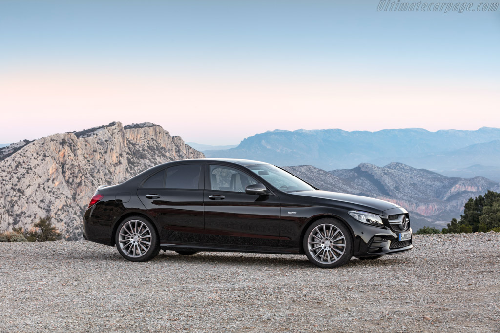 Mercedes-AMG C 43 4MATIC Saloon