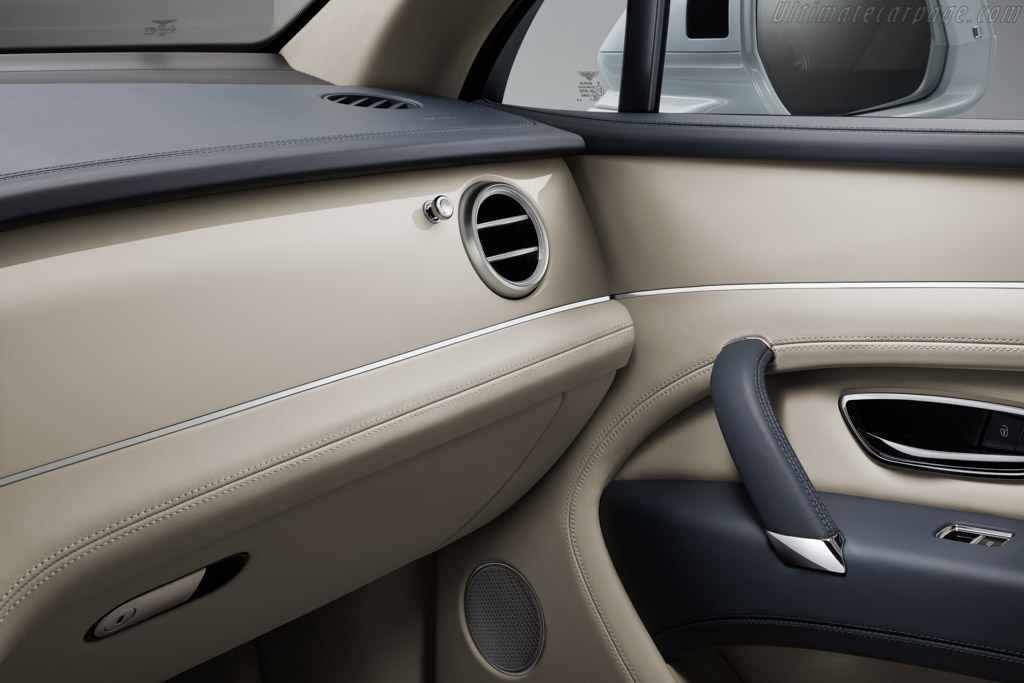 Bentley Bentayga Hybrid