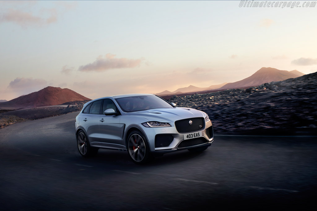 Jaguar F-Pace SVR