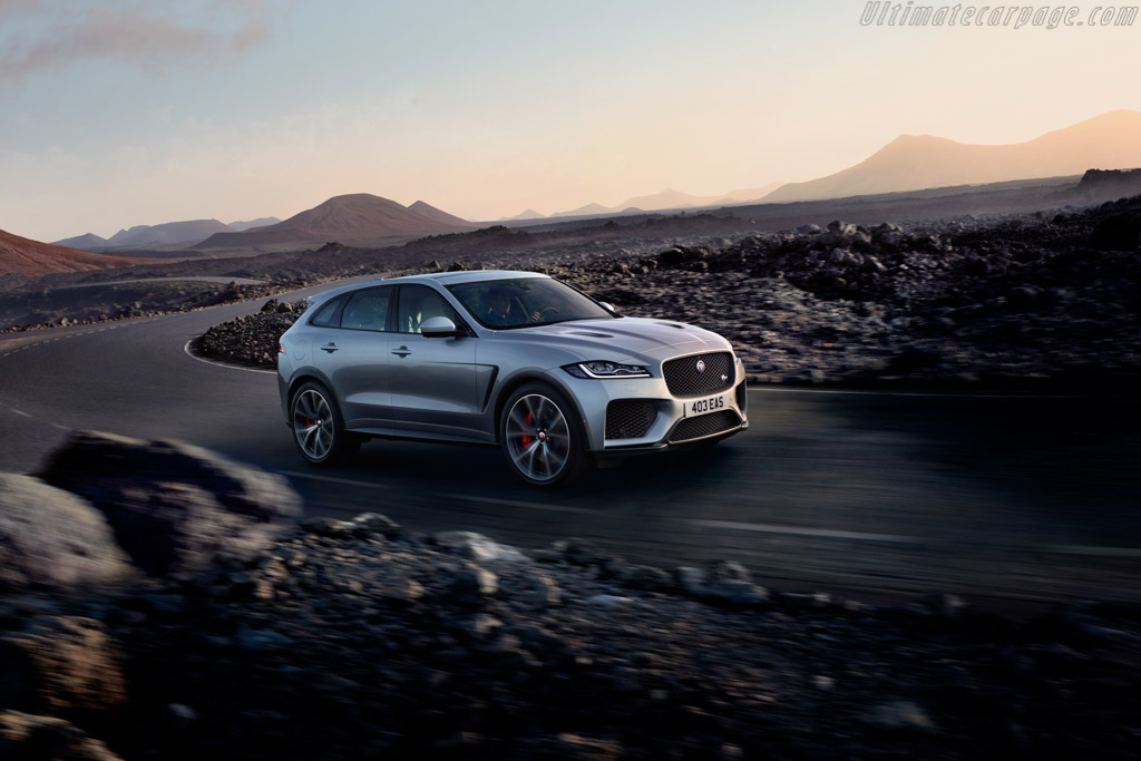 Jaguar F-Pace SVR