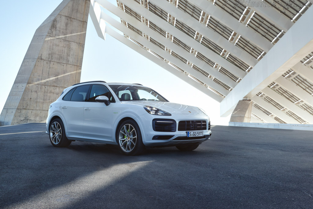 Porsche Cayenne E-Hybrid