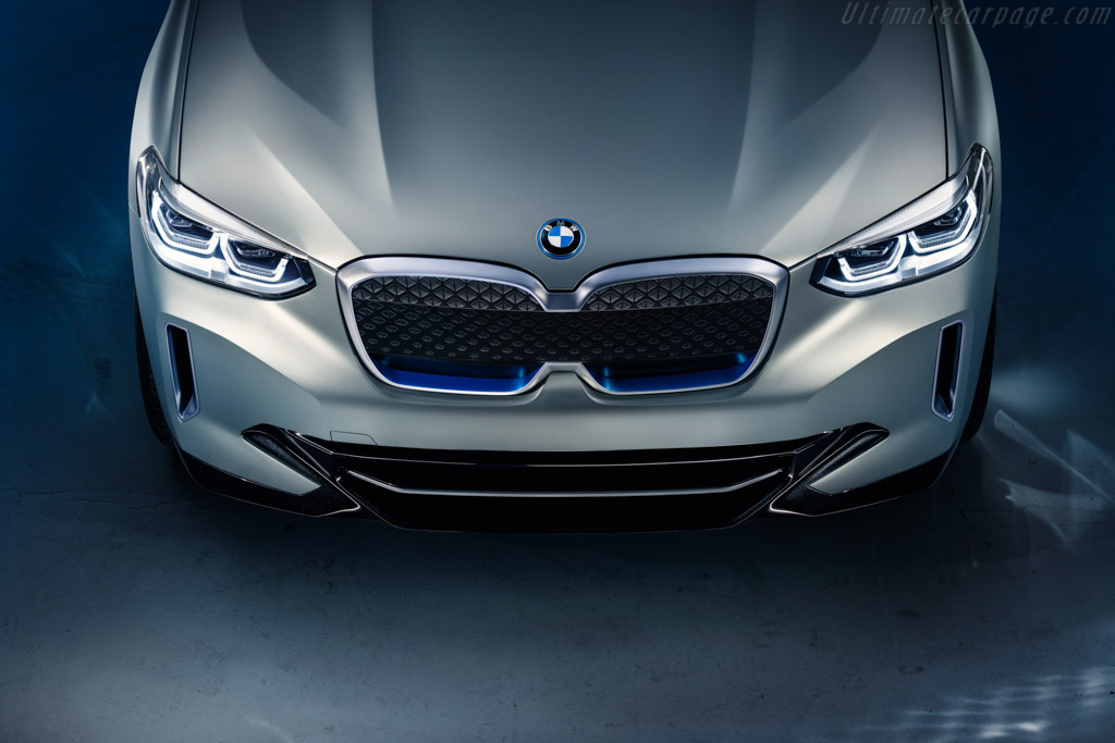 BMW Concept iX3