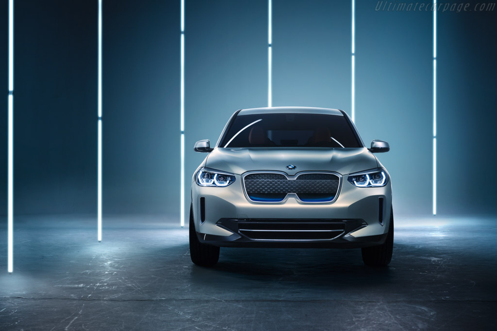 BMW Concept iX3