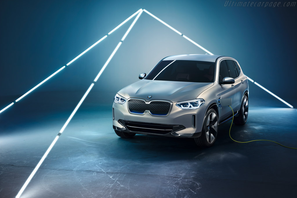 BMW Concept iX3