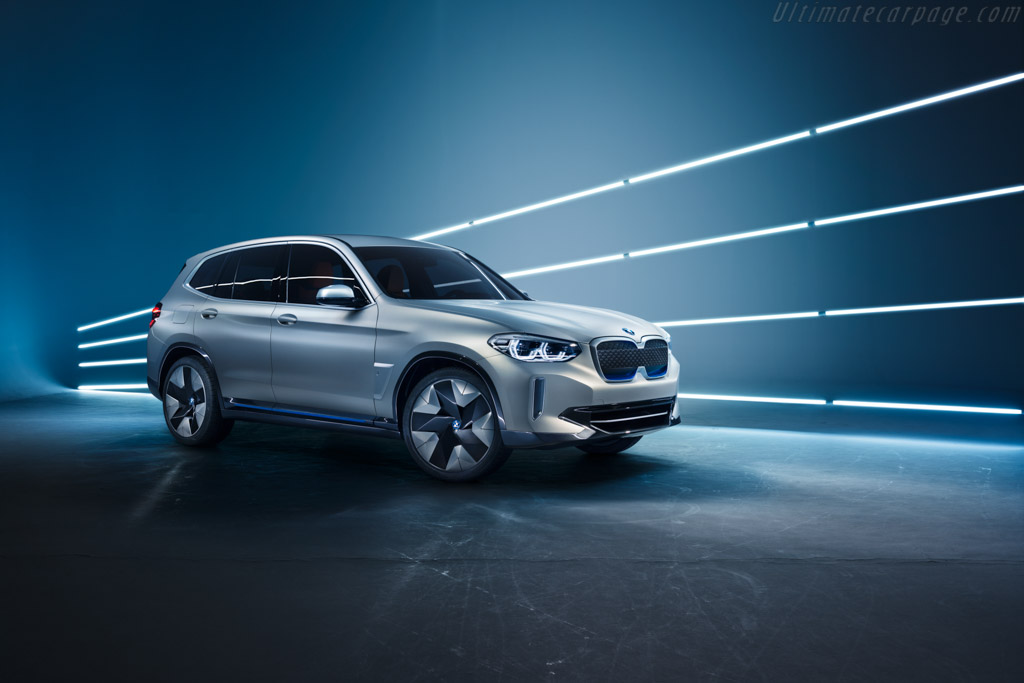 BMW Concept iX3