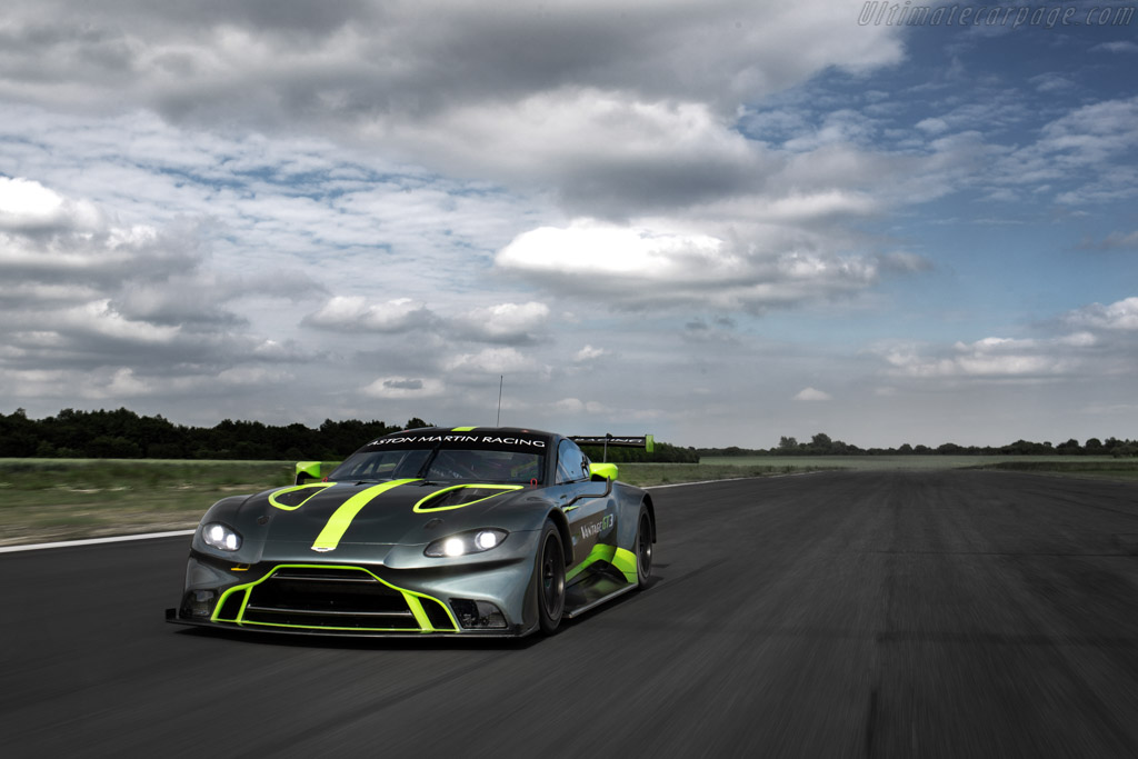 Aston Martin Vantage GT3