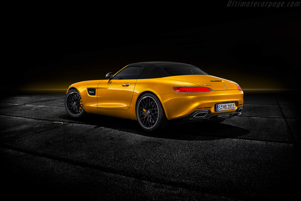Mercedes-AMG GT S Roadster