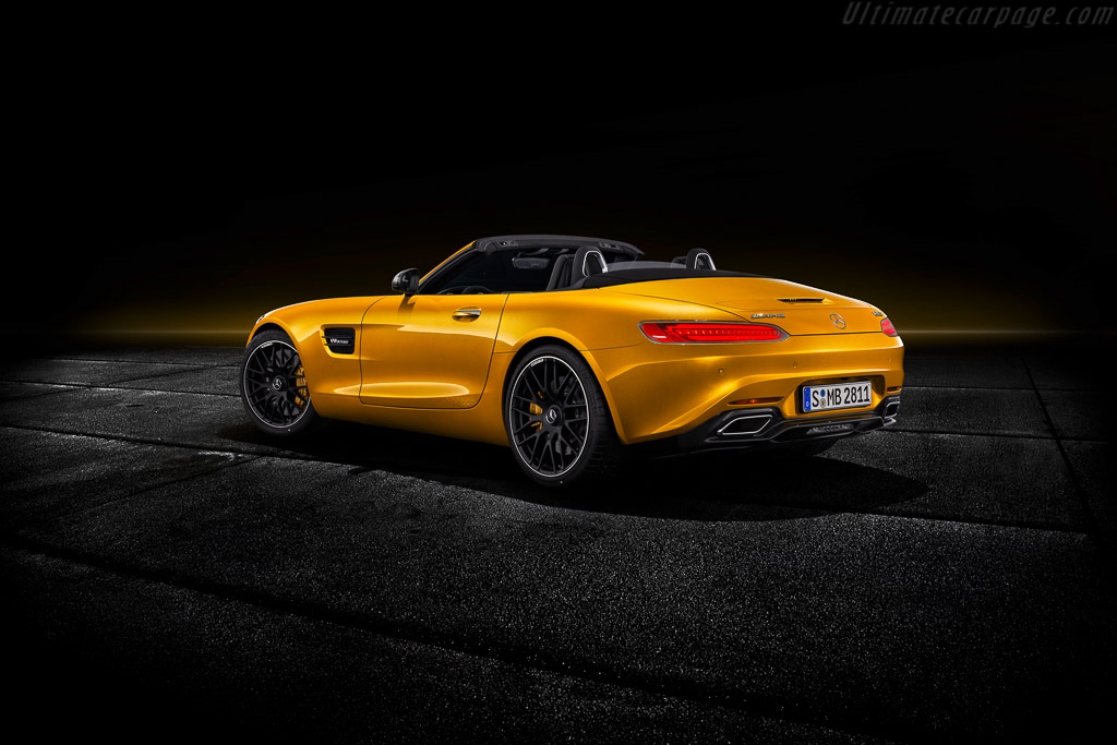 Mercedes-AMG GT S Roadster