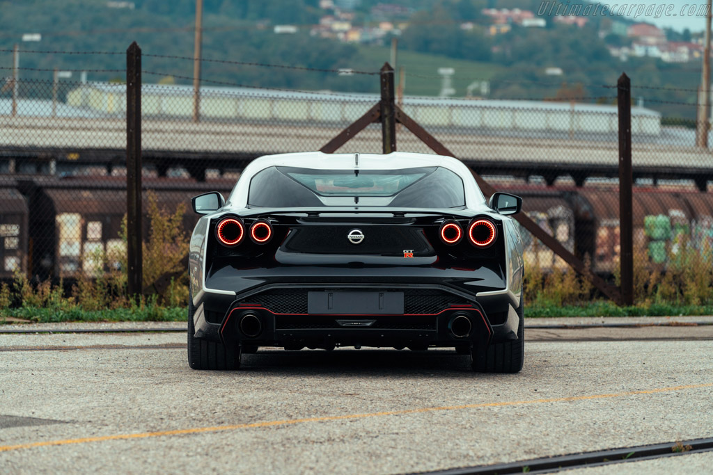 Nissan GT-R50 by Italdesign