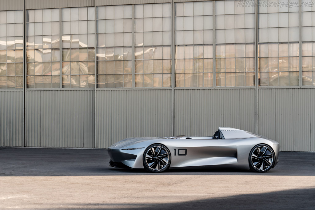 Infiniti Prototype 10